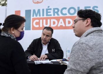 Anuncia Toño Astiazarán obras en Miércoles Ciudadano de Dunas