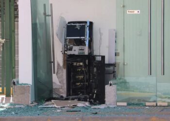 Sujetos hacen estallar cajero del Banco del Bienestar y se llevan el dinero