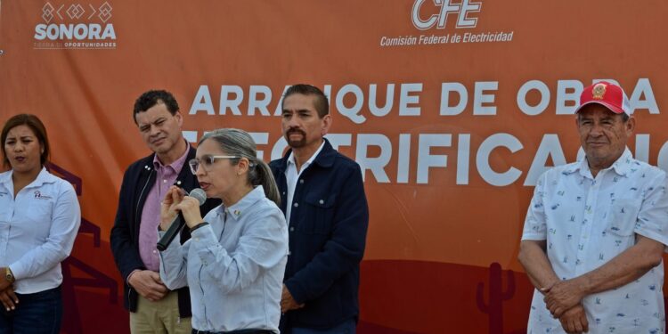 Suman Esfuerzos El Gobierno Federal, Gobierno Del Estado Con La Gestion Del Alcalde Jesús Flores Y Se Logra Ampliación De Red Eléctrica
