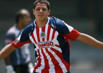 ‘Chicharito’ le tiene tomada la medida a Pumas… no en Guadalajara
