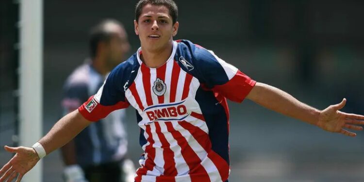 ‘Chicharito’ le tiene tomada la medida a Pumas… no en Guadalajara