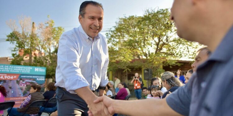 Inicia Toño Astiazarán transformación de bulevar en colonia Diligencias