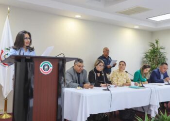 Niñas líderes en sus escuelas, podrán acceder a Beca al Talento Cívico: Natalia Rivera Grijalva