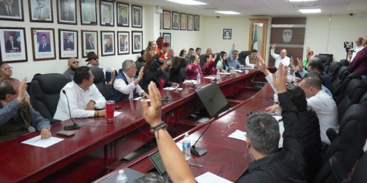 Otorga Cabildo licencia a Presidente Municipal