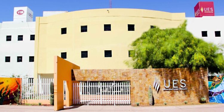 Solo con examen de oposición se asignarán plazas académicas en la UES: Rectoría