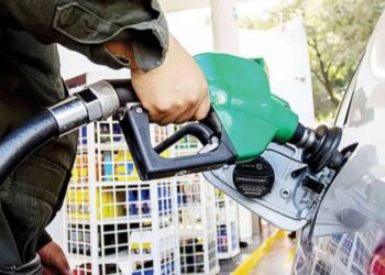 Ingresos por gasolinas están lejos de la meta; reporte de Hacienda