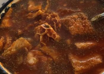 Abuelita muere por comer pancita en mercado de Guanajuato