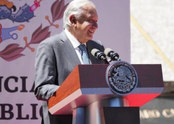 Rescatar Pemex, la estrategia correcta, recalca el Presidente