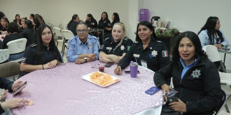 Reconoce Sspm A Personal Femenino Operativo Y Administrativo De La Corporación