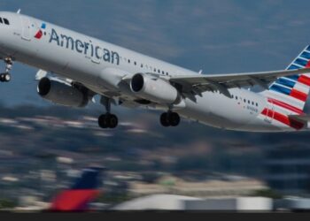 Realiza megacompra American Airlines de más de 300 aviones