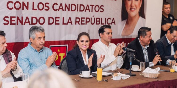 Respalda a Celida y Froylán consejo sindical y social permanente