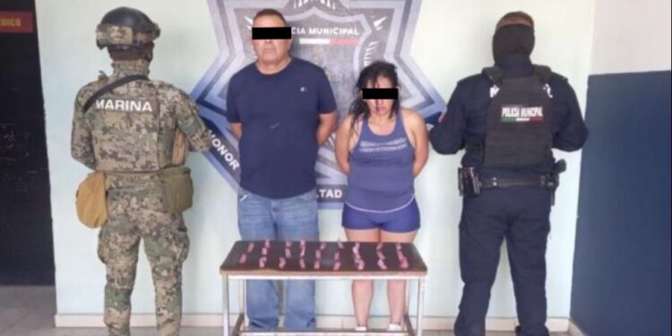 Elementos de la SSPM y MARINA aseguran 26 envoltorios con narcótico
