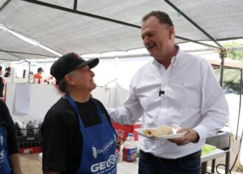 Exalta “El Borrego” Gándara gastronomía de Hermosillo