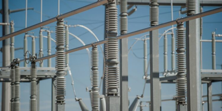 Gobierno anuncia inversión de mil 300 mdd para construcción de plantas de energía eléctrica en Baja California