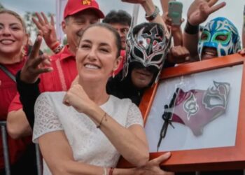 Claudia Sheinbaum plantea regularizar propiedades en Playa del Carmen