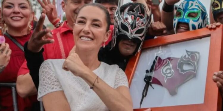 Claudia Sheinbaum plantea regularizar propiedades en Playa del Carmen