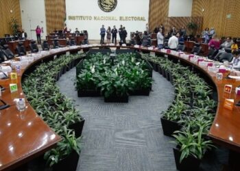 Nada se gesta en el INE contra el proceso electoral, señala Taddei