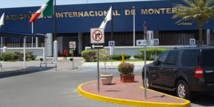 Retrasos en vuelos en Aeropuerto Internacional de Monterrey por banco de niebla