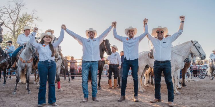 Celida y Froylán cabalgan hacia el Plan C en Navojoa