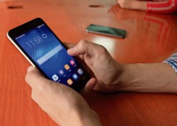 Profeco alerta de fraudes si te ofrecen trabajo dando «me gusta» a videos