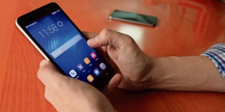 Profeco alerta de fraudes si te ofrecen trabajo dando «me gusta» a videos