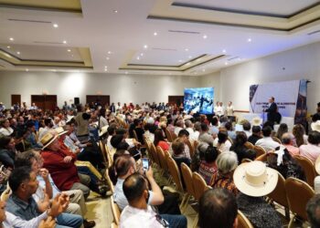 Expone Gobernador estrategia integral en Sonora en materia hídrica ante especialistas