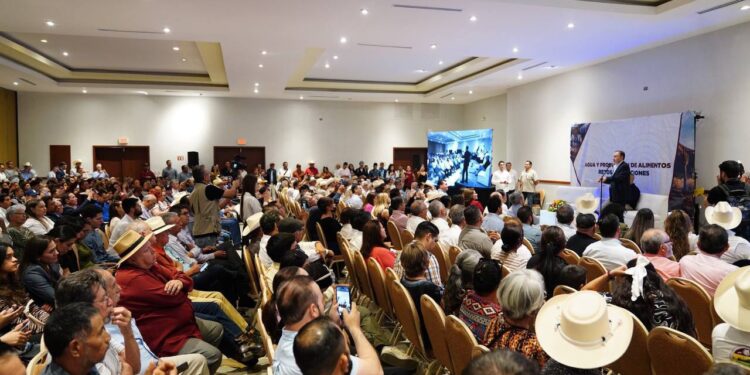 Expone Gobernador estrategia integral en Sonora en materia hídrica ante especialistas