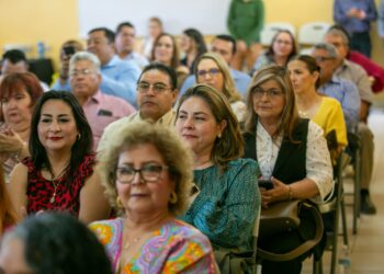 Docentes de secundaria reciben orientación en materia de Derechos Humanos: SEC
