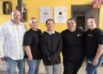 Coloca Ayuntamiento de Hermosillo placas de ganadores de la 7ma Muestra Gastronómica de San Pedro