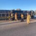 Atienden cuerpos de rescate accidente de camión de transporte de personal en Empalme