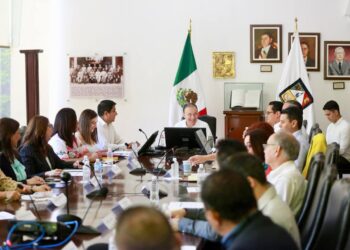 Acuerda Gobierno de Sonora acciones para prevención a la salud por temporada de calor