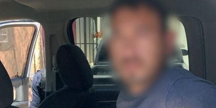 División Salva de Policía Estatal asegura a Elizandro por violencia familiar en Hermosillo