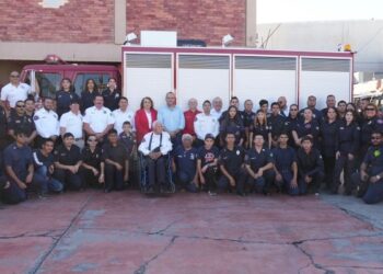 Cuenta Bomberos Voluntarios con nuevas unidades