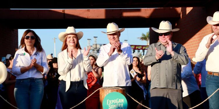Inaugura Gobernador ExpoGan 2024 y estrena Salón de Eventos El Vaquero