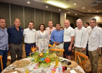 Inversionistas extranjeros confían en los gobiernos transformadores de México y Sonora: Lorenia Valles