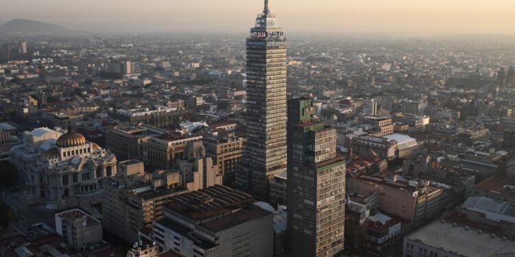 México regresa tras 5 años al top 25 de atracción de IED en el mundo: Kearney