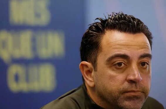 Xavi da su palabra de quedarse; no pensará en irse, pase lo que pase