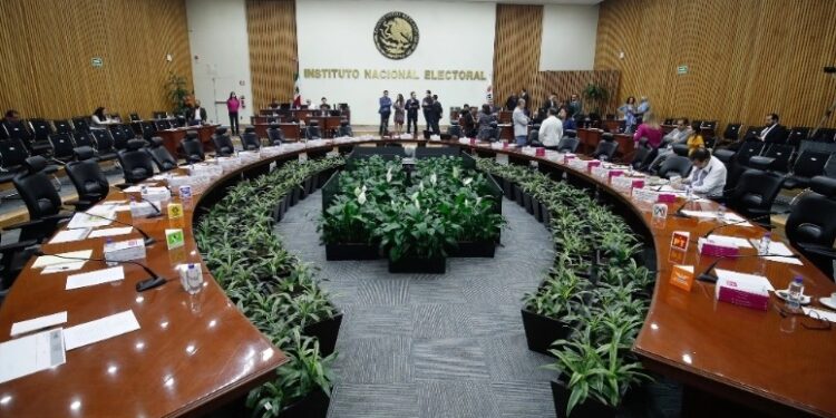 Aclarará INE supuesta cancelación de solicitudes para votar en el extranjero