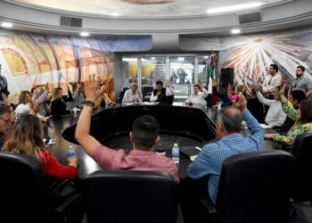 Autoriza Cabildo de Navojoa licencia a regidora
