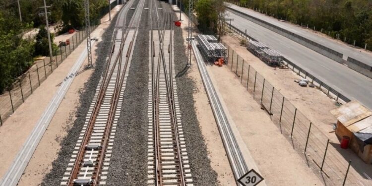 Falla en sujeción de vía, posible causa del descarrilamiento de Tren Maya