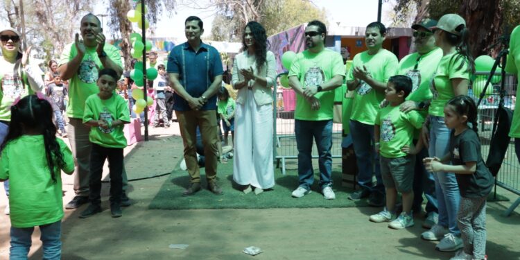 Festejan a niñas y niños de trabajadores del ayuntamiento