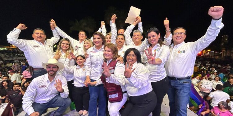 Estamos cumpliendo, porque hoy Navojoa se levanta pese a las adversidades: Jorge Alberto Elías Retes