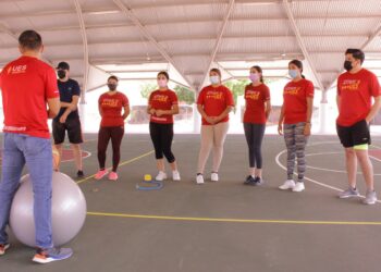 Invita la UES a llevar una vida integral con estudio y salud