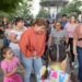 Buscan decenas de niñas y niños huevos de Pascua en Víactiva
