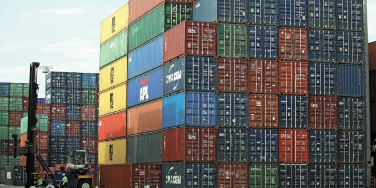 México se afianzó como líder en exportaciones a Estados Unidos durante febrero