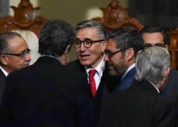 Luis Raúl González, ratificado como presidente de Pumas