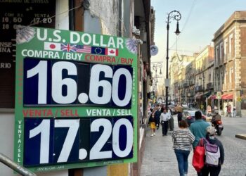 Peso, en su mejor nivel desde noviembre de 2015; cotiza a 16.46 por dólar