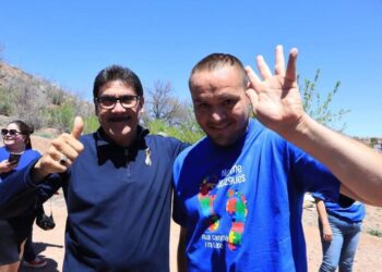 Concientizan sobre empatía a niños y jóvenes con autismo