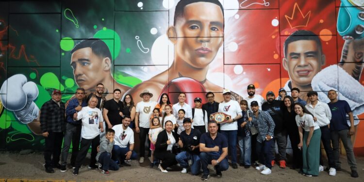 Se vuelca Nogales en homenaje Al campeón mundial Óscar Valdez