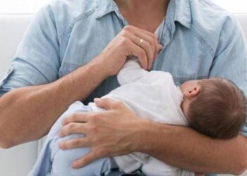 Empresas de recursos humanos apoyan ampliar permiso de paternidad en México
